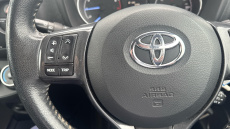 Toyota Yaris 1.5 VVT-i Y20 5dr [Bi-tone] Petrol Hatchback